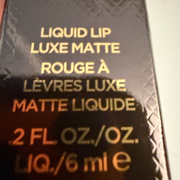 Tom Ford Luxe Matte Liquid Lipstick #131
 Burnt Peach - Picture 3 of 5